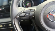 Toyota Yaris 1.5 Hybrid Dynamic 5dr CVT Hybrid Hatchback